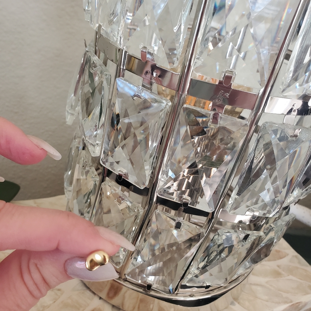 Tiffany and Co Elsa Peretti gold bean earrings. 5mm.